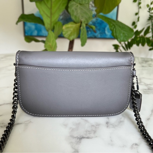 Coach 1941 Glovetanned Leather Clutch Heather Gray 65244 & Chain Crossbody Strap - Picture 3 of 11